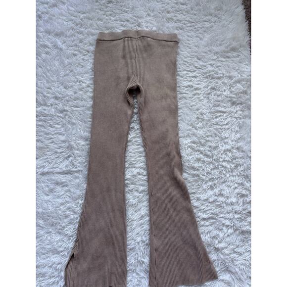 Pink Rose women's sz. M tan rayon blend flared soft waist ribbed pants. SOFT - Picture 9 of 13